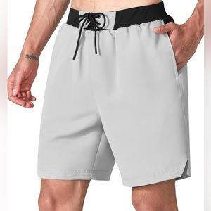 NWT Men’s Gray/Black Swim Trunks With Mesh Lining, Medium